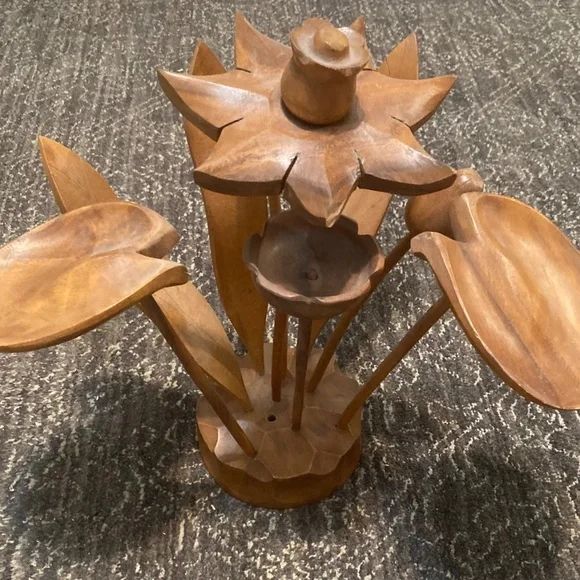 Wooden table center piece - Picture 2 of 4